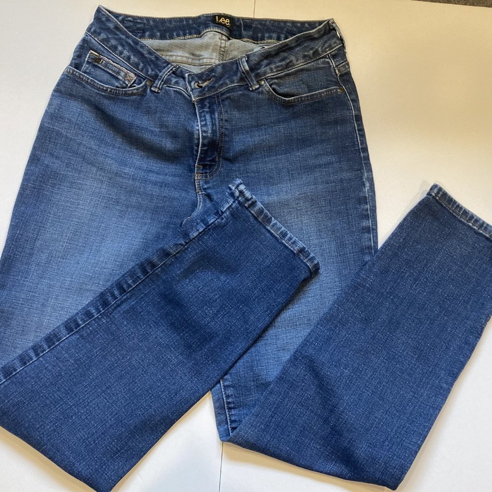 Women's Lee Modern Series Denim Jeans Size 12 Long  5 Pocket Straight Leg Casual